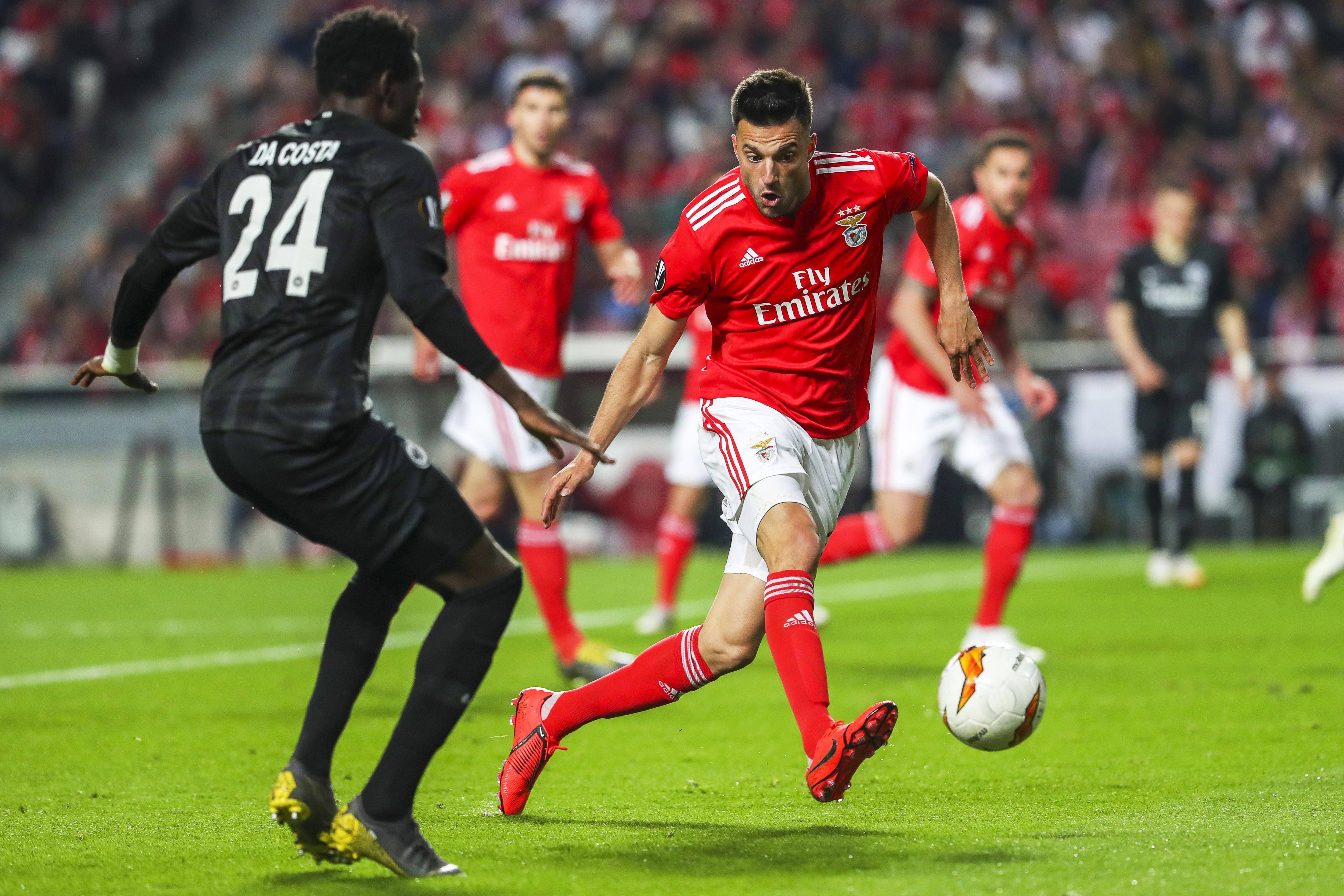 布莱顿主场不敌对手,积分暂停 布莱顿主场不敌对手,积分暂停