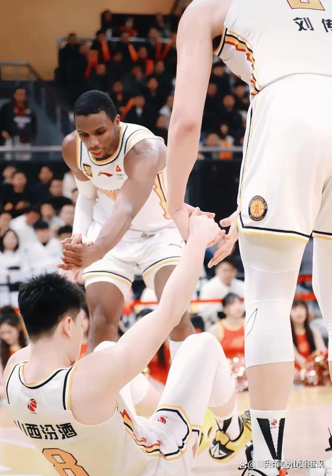 香港男篮实力强劲，期待下轮对决的简单介绍