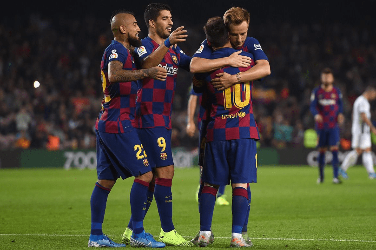 关于瑞典逆转里昂,科曼统治全场的信息 关于瑞典逆转里昂,科曼统治全场的信息